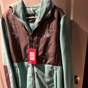 North face jacket with tags on